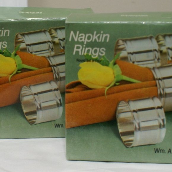 Vintage Silverplate Napkin Rings Lot of 8 Wm A. Rogers Oneida Round 2 Boxes of 4 - Picture 1 of 9